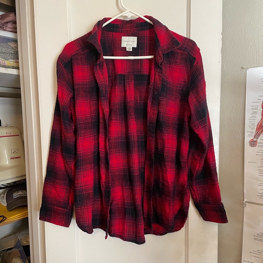 American eagle boyfriend plaid shirt